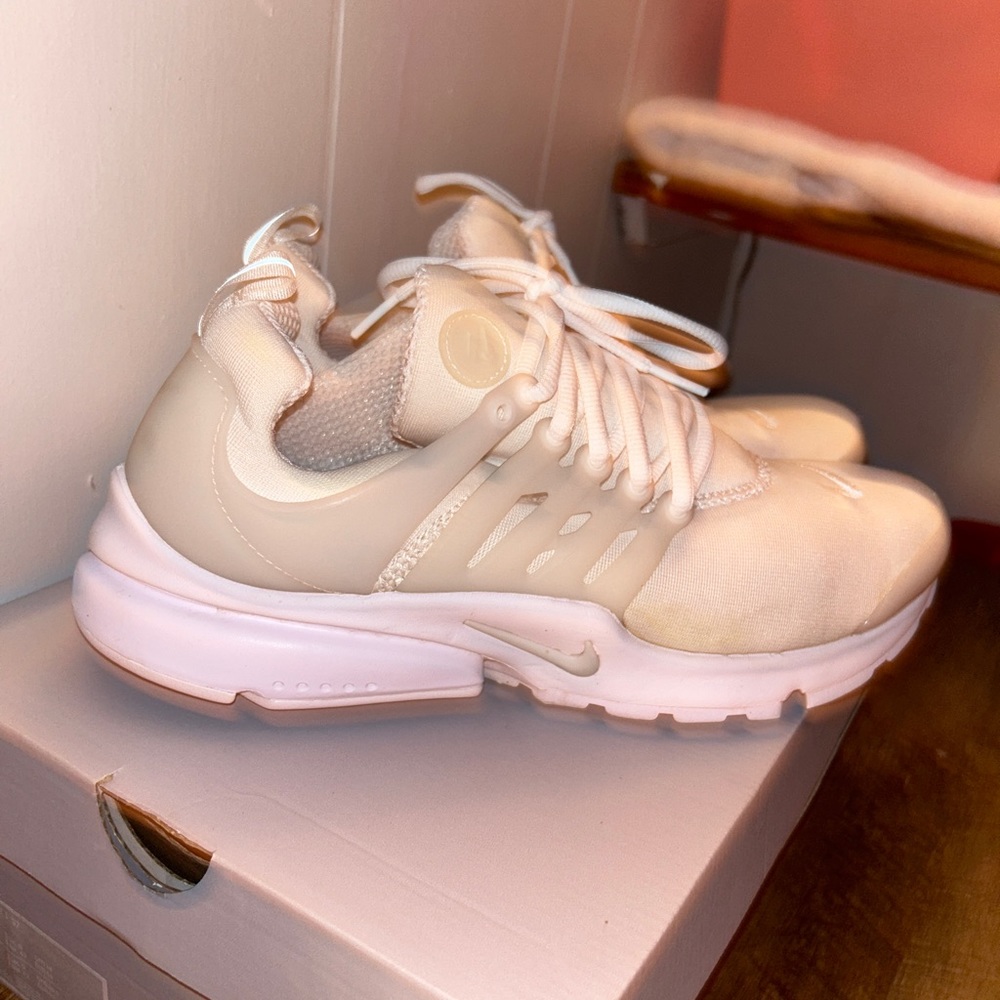 Nike shoes white presto’s